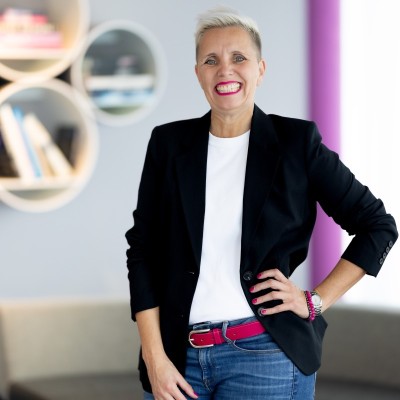 Christiane Henneken